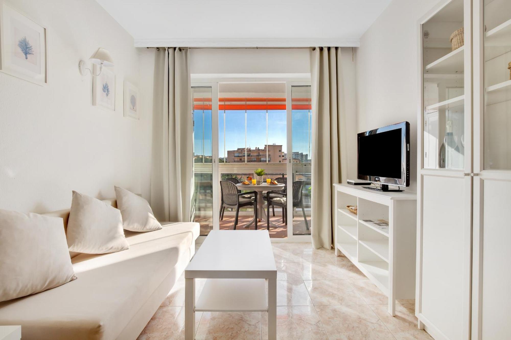 Sol Montemar 54 By Ivi Real Estate Lägenhet Torremolinos Exteriör bild